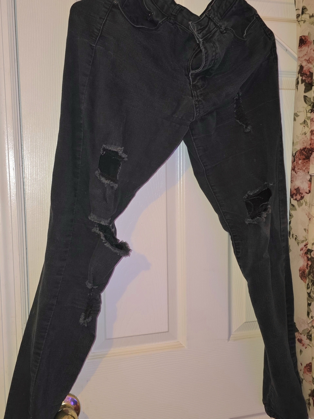 Black Distressed Women's High Waisted Jeans